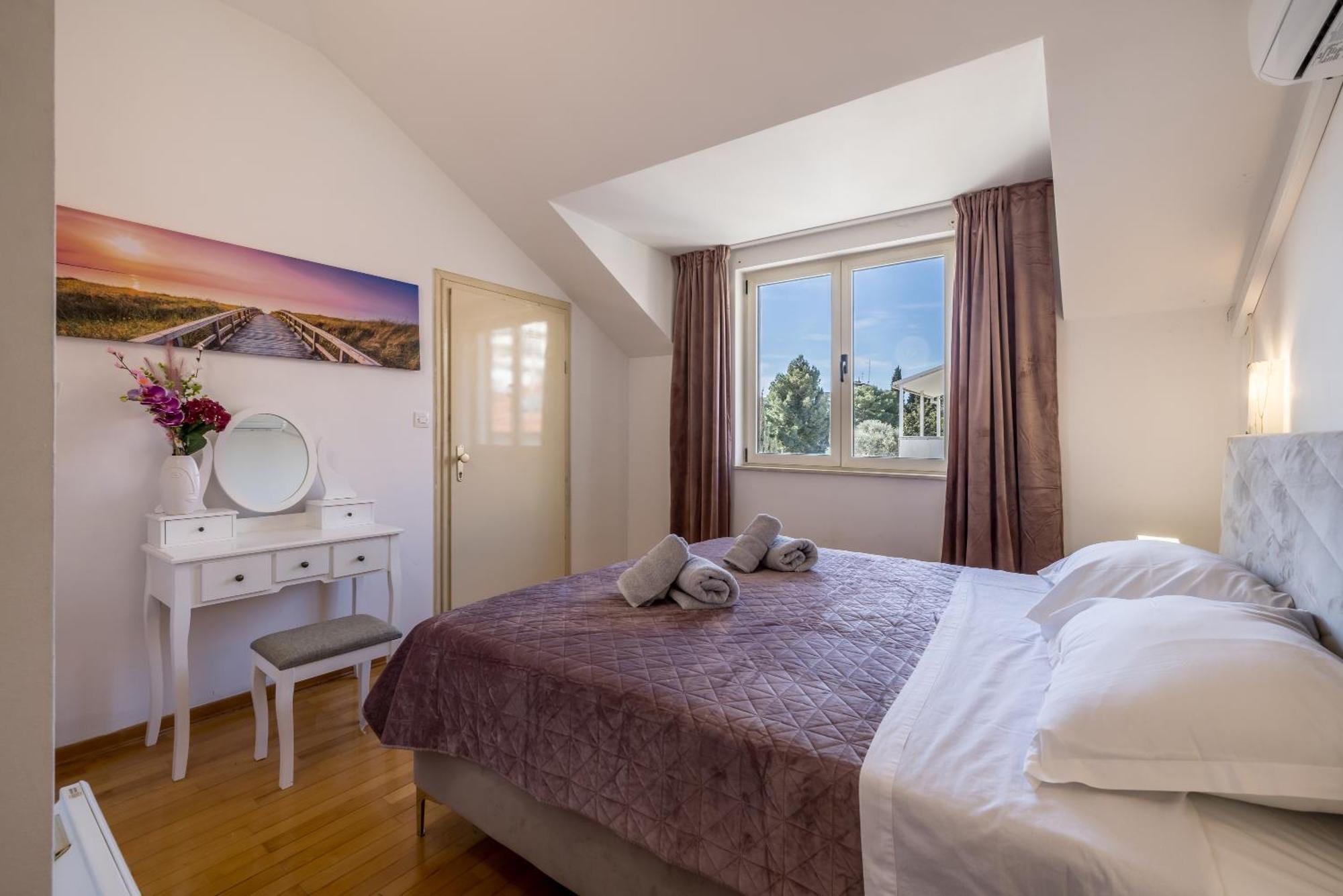 Urban Utopia Penthouse With Private Parking Split Bagian luar foto