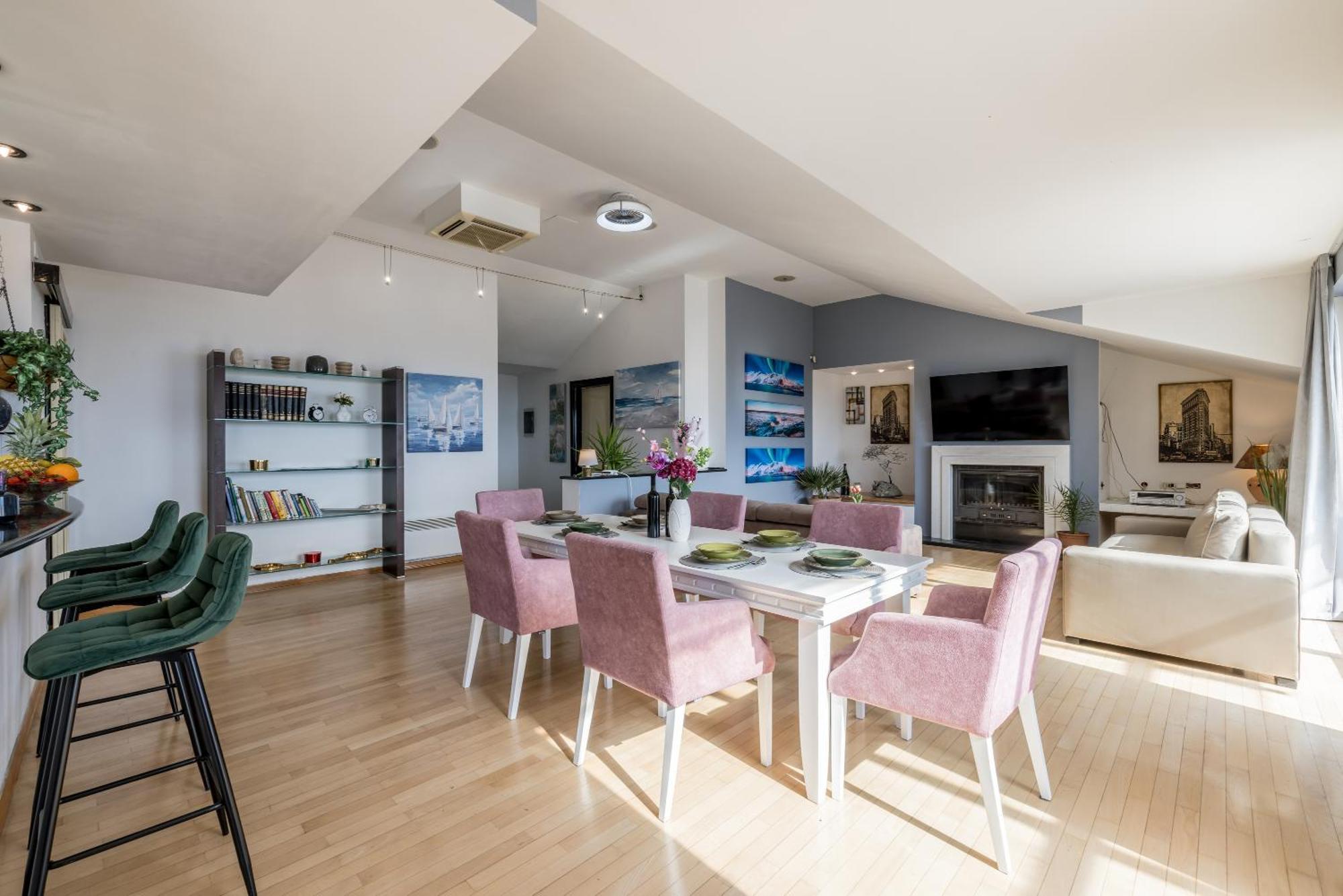 Urban Utopia Penthouse With Private Parking Split Bagian luar foto