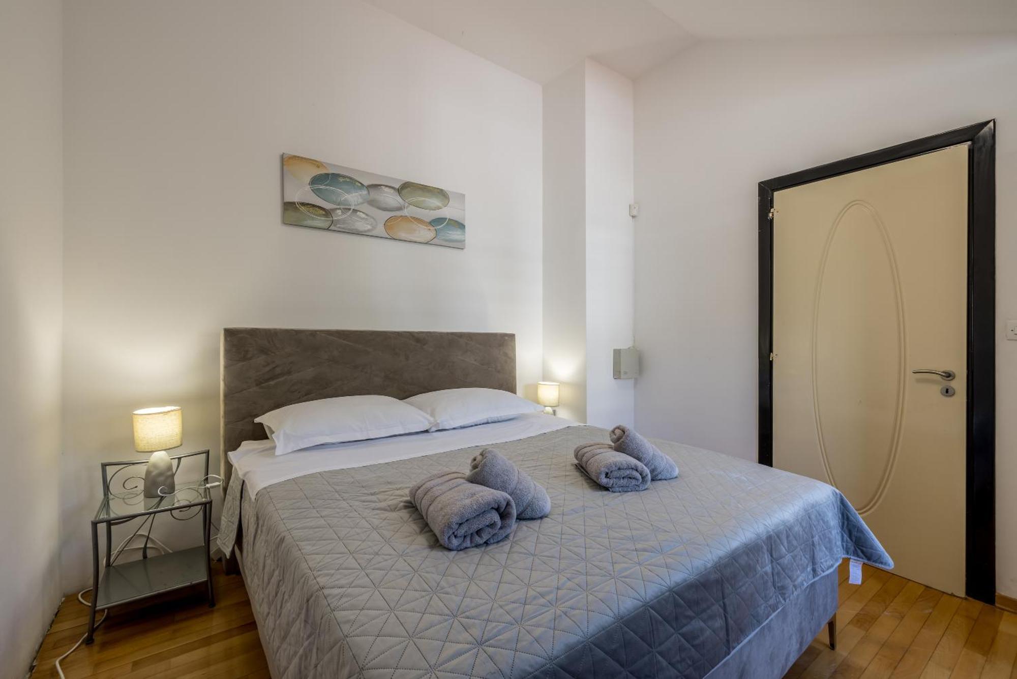Urban Utopia Penthouse With Private Parking Split Bagian luar foto