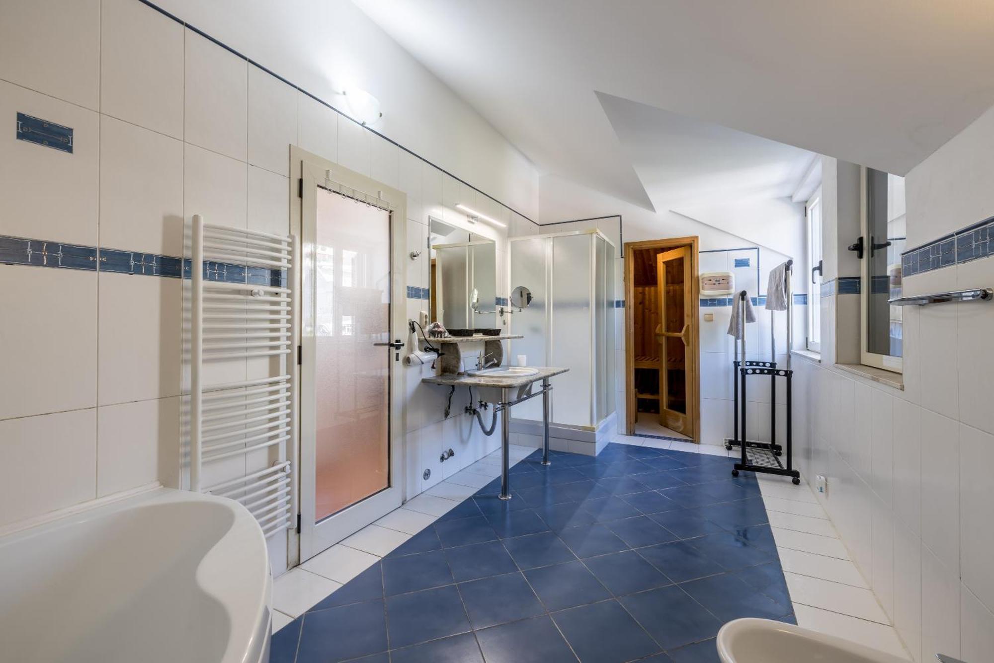 Urban Utopia Penthouse With Private Parking Split Bagian luar foto