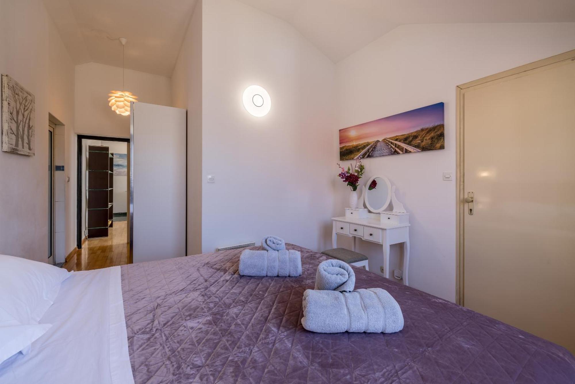 Urban Utopia Penthouse With Private Parking Split Bagian luar foto