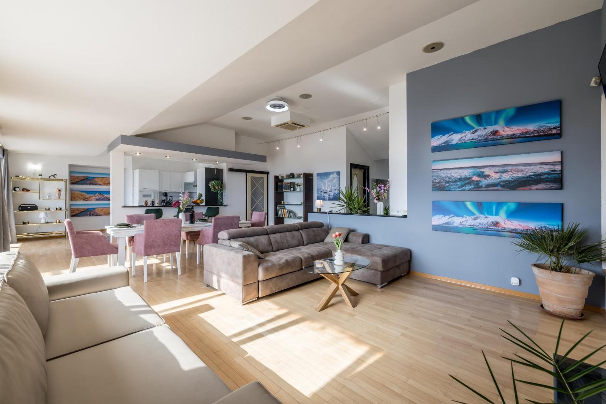 Urban Utopia Penthouse With Private Parking Split Bagian luar foto