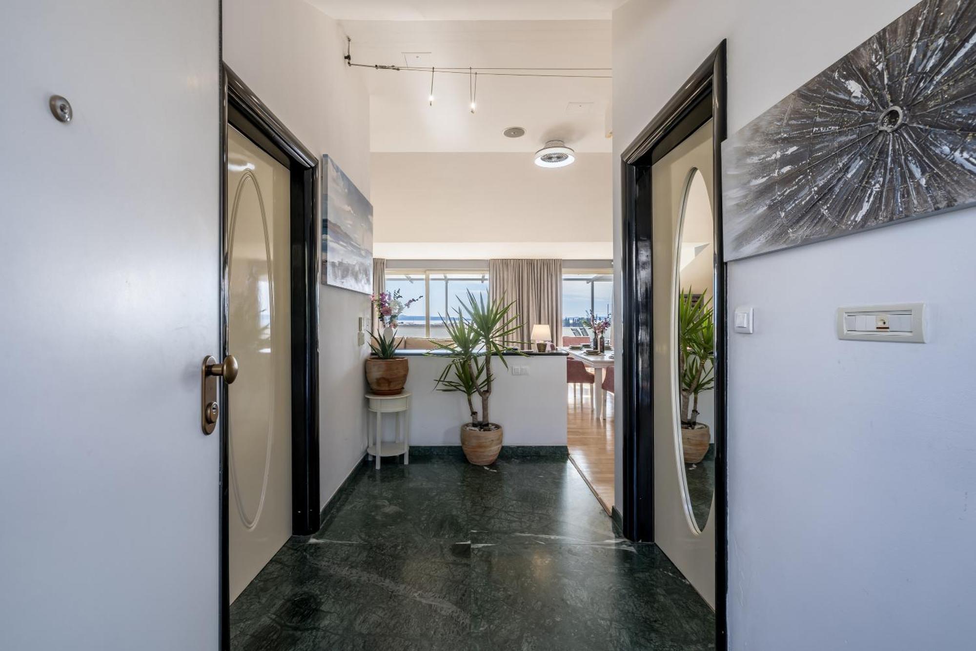Urban Utopia Penthouse With Private Parking Split Bagian luar foto