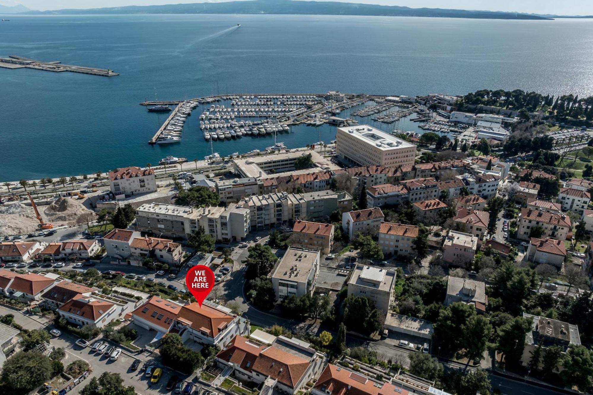 Urban Utopia Penthouse With Private Parking Split Bagian luar foto
